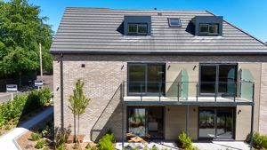 Photo 12- click for photo gallery